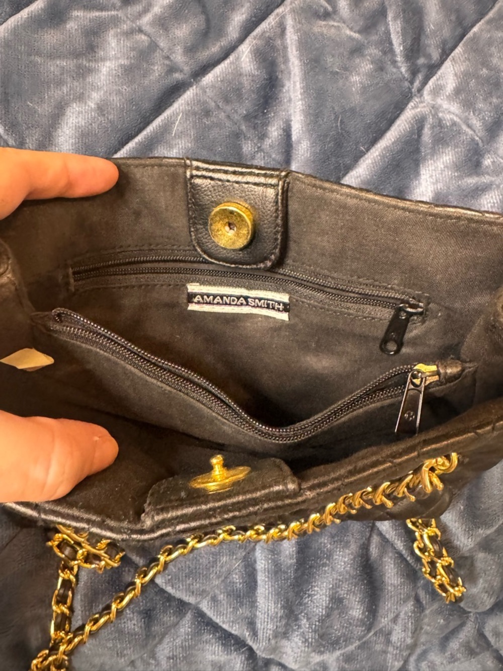 Amanda Smith Black Quilted Shoulder Bag with Gold Chain Straps - Picture 3 of 3